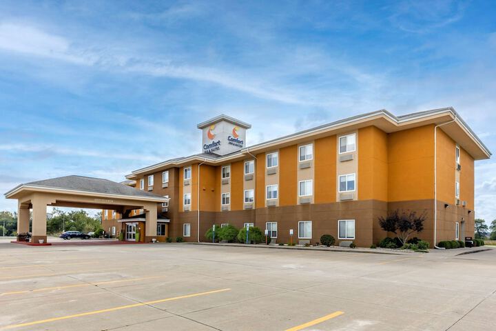 Comfort Inn & Suites Greenville I-70