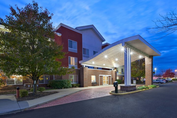 Fairfield Inn & Suites Columbus East