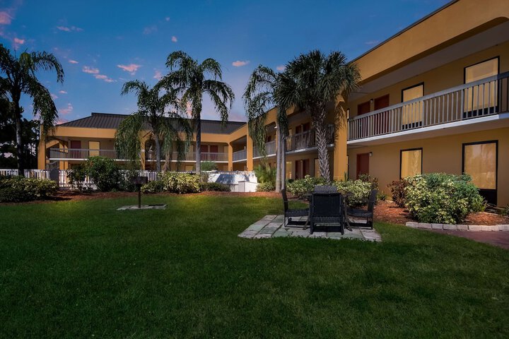 SureStay by Best Western St. Pete Clearwater Airport