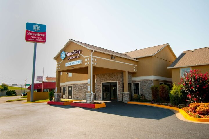 SureStay Plus Hotel by Best Western Tulsa East