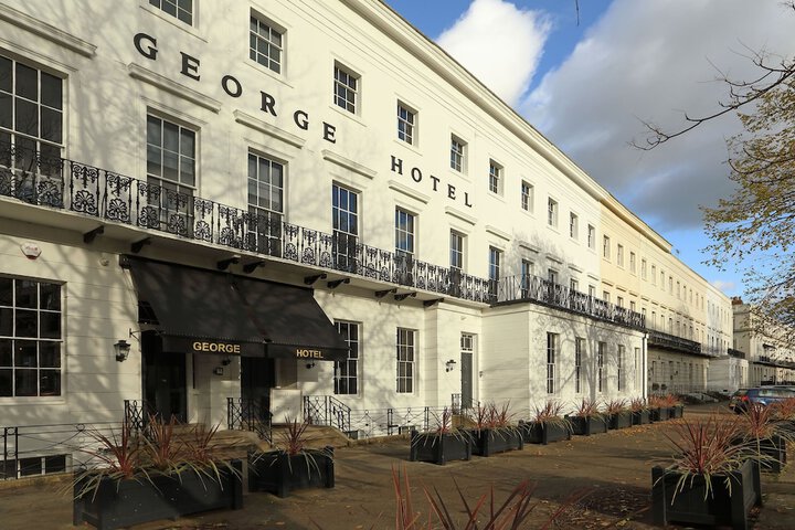 The George Hotel