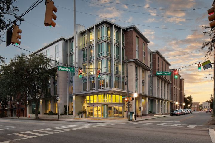 The Limited a Marriott Hotel Historic Downtown