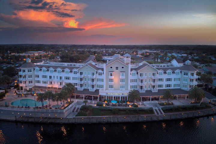 The Waterfront Inn