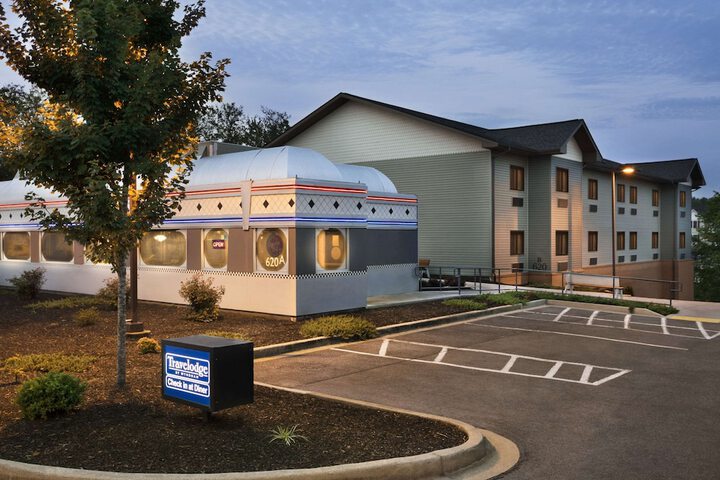 Travelodge by Wyndham Brunswick Near Frederick