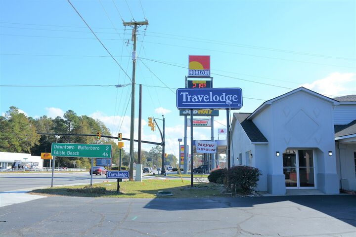 Travelodge by Wyndham Walterboro