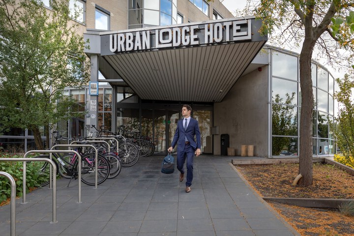 Urban Lodge Hotel