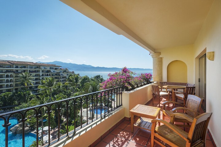 Velas Vallarta Suites Resort All Inclusive