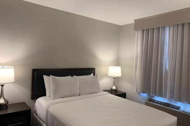 Wingate by Wyndham Jfk Airport / Far Rockaway