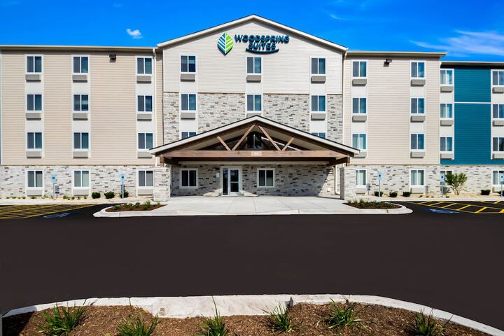 Woodspring Suites Chicago Addison