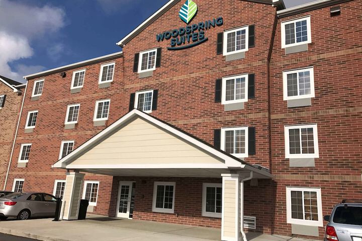 WoodSpring Suites Holland - Grand Rapids