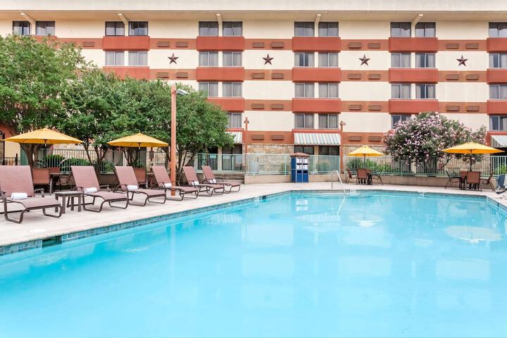 Wyndham Garden Hotel Austin